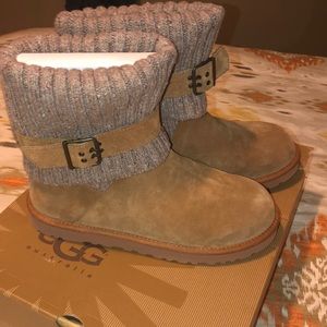 New! Never Worn! Ugg Cambridge Wheat Boot